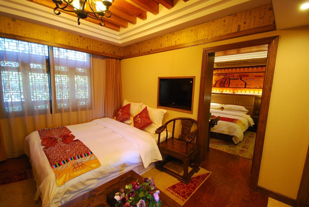 Lijiang Jinfu Hotel מראה חיצוני תמונה