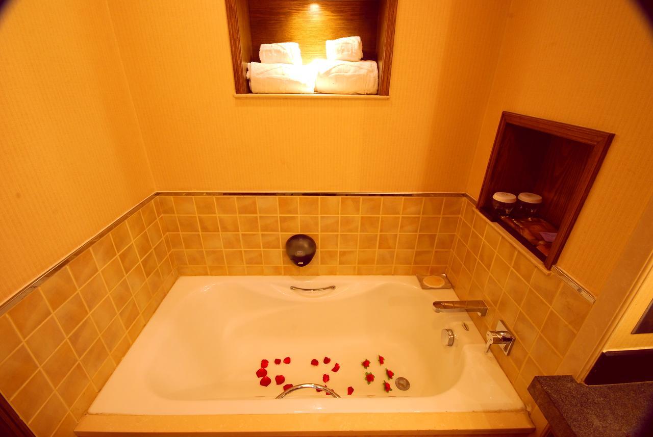 Lijiang Jinfu Hotel מראה חיצוני תמונה
